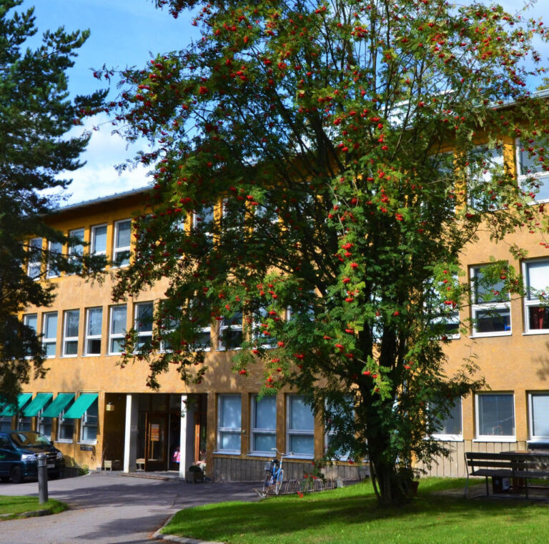 Tutustuminen Haagan toimintataloon